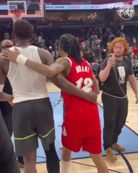 狼王&槍王惺惺相惜！華子賽后與莫蘭特相互致意！